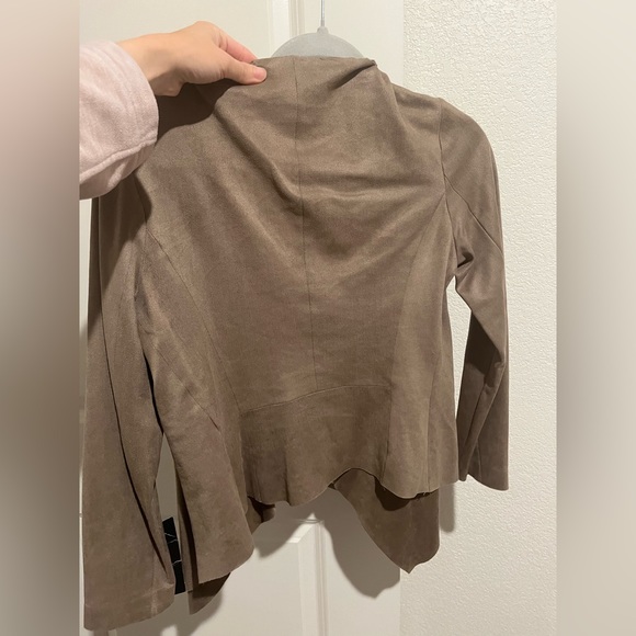 Zara suede jacket - Picture 3 of 4